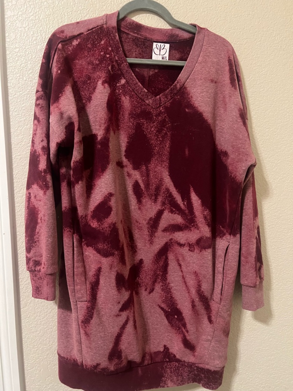 Tie-Dye Maroon V-Neck Sweatshirt Dress
